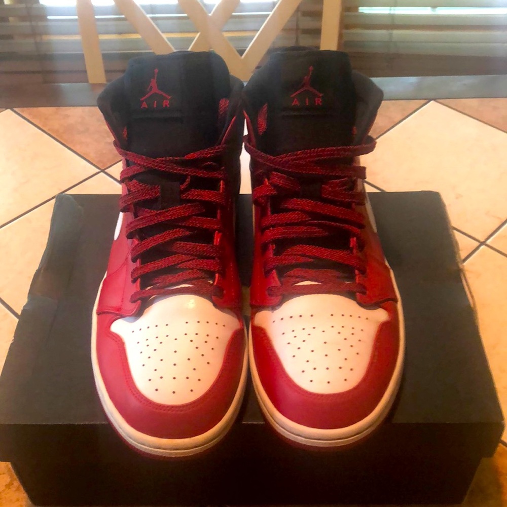 Nike Air Jordan Flights/ Red ,White, Black